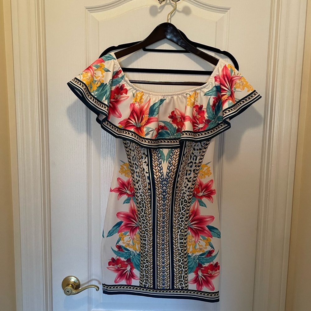 Jealous Tomato - Over the shoulders mini dress